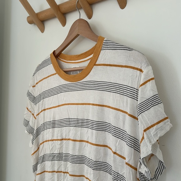 Super soft RVCA tee - Picture 2 of 2